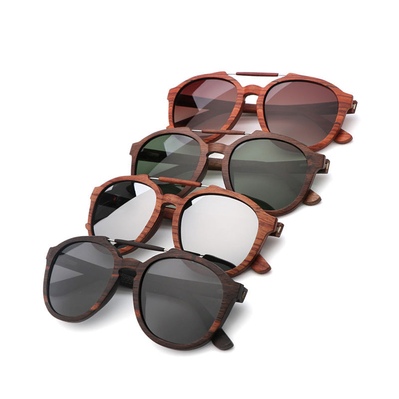 Lunettes de soleil en bois de bambou — vue 2