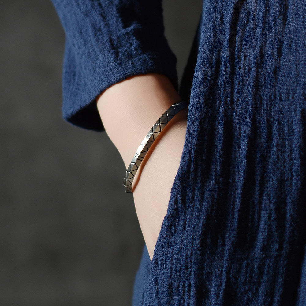 Bracelet manchette en acier — Édition Brut — image 3