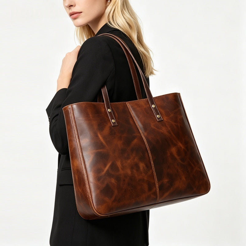 Sac bandoulière en cuir véritable — Édition Héritage — image 6